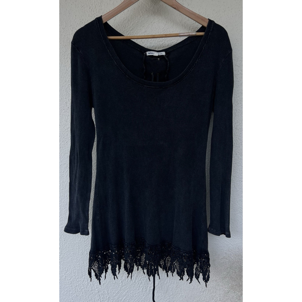Indigo Thread Co Black Waffle Knit Lace Up Long Sleeve Witchy Goth Grunge Rock